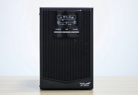 NG娱乐UPS YTR11系列（1-10KVA）立式